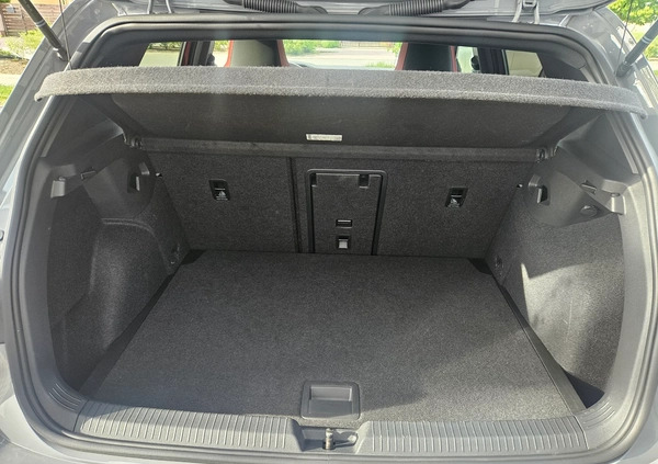 Volkswagen Golf cena 166050 przebieg: 13500, rok produkcji 2022 z Kraków małe 121